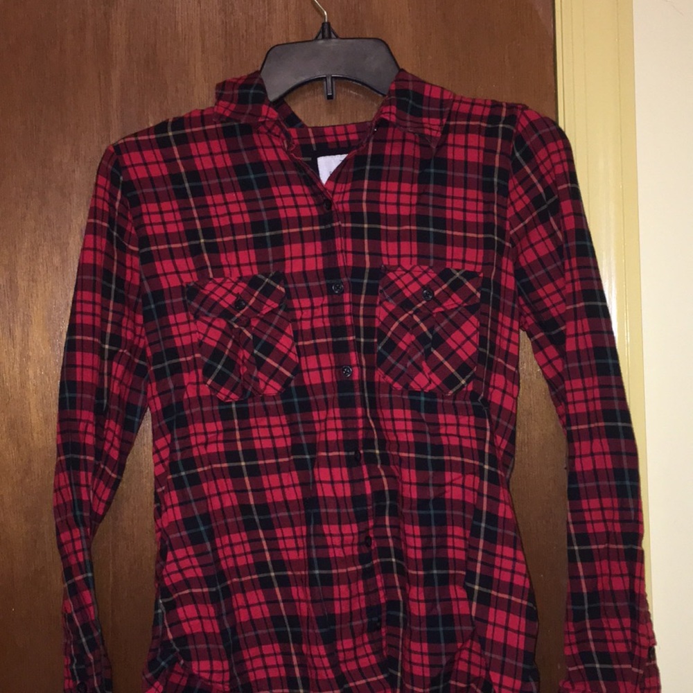 red long sleeve flannel